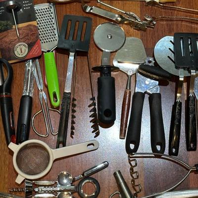 Kitchen Drawer of Utensils (K)