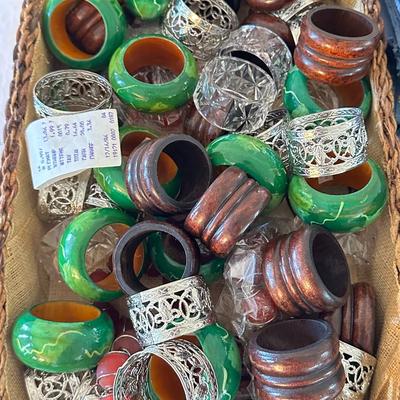 Fabric Napkin Sets and Loads of Napkin Rings in Basket (DR)