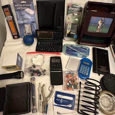 Office/Desk Lot #1 (B3)