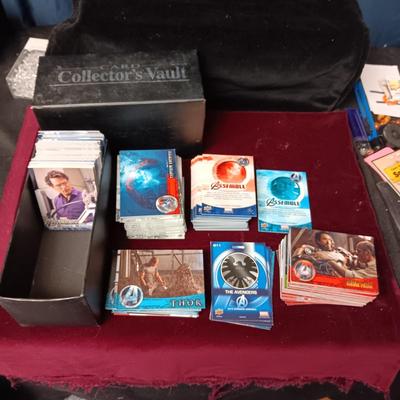 THE AVENGERS TRADING CARDS
