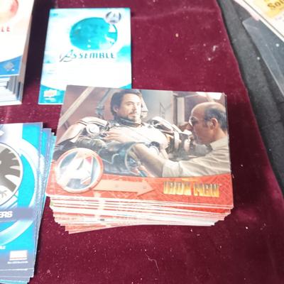 THE AVENGERS TRADING CARDS