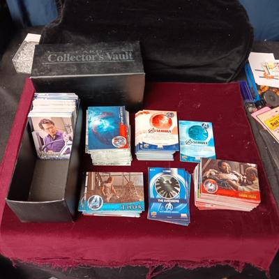 THE AVENGERS TRADING CARDS