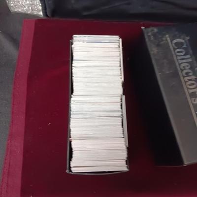 THE AVENGERS TRADING CARDS
