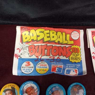 VARIOUS BASEBALL BUTTONS