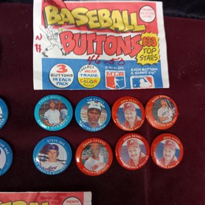 VARIOUS BASEBALL BUTTONS