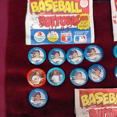 VARIOUS BASEBALL BUTTONS