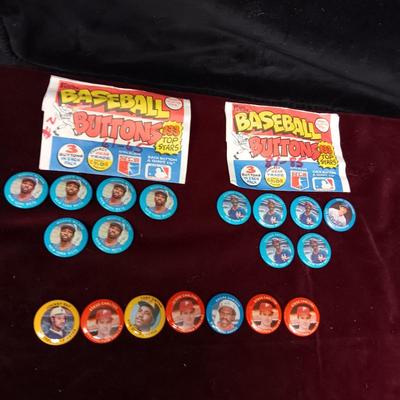 VARIOUS BASEBALL BUTTONS