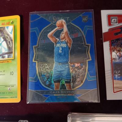 RANDOM TRADING CARDS
