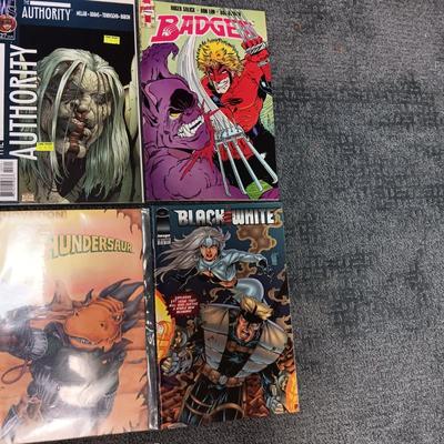 VARIETY OF COMIC BOOKS (1)
