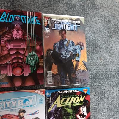 VARIETY OF COMIC BOOKS (3)
