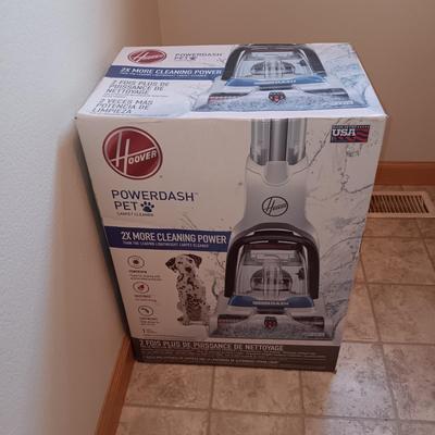 NEW IN SEALED BOX HOOVER POWERDASH CARPET CLEANER
