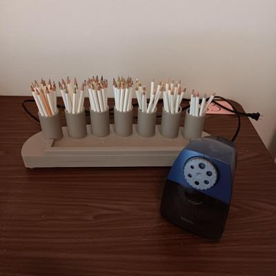 ARTIST'S COLORED PENCILS, ORGANIZER AND A VERY NICE ELECTRIC PENCIL SHARPENER