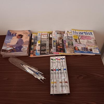 ARTISTS MAGAZINES AND ART SUPPLIES