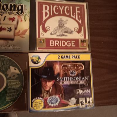 MANY COMPUTER GAMES ON DISC
