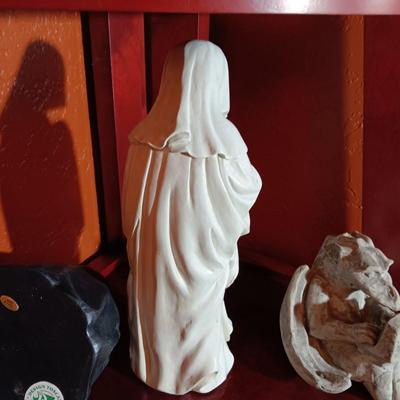 HALLOWEEN FACELESS REAPER AND A GARGOYLE