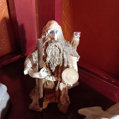 HALLOWEEN STATUES