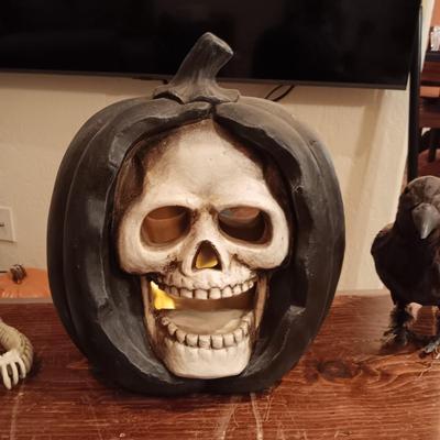 FAUX FLAME SKULL PUMPKIN, CROW AND A SKELETON SNAKE