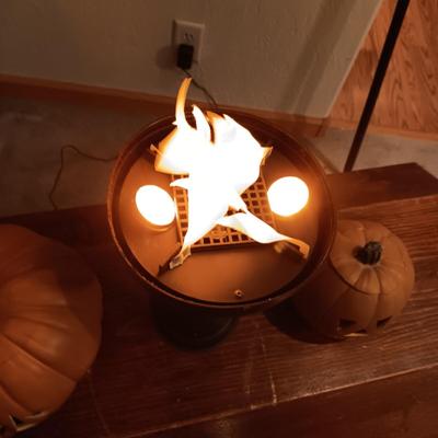 FAUX FLAME TORCH AND 2 FAUX JACK O LANTERNS
