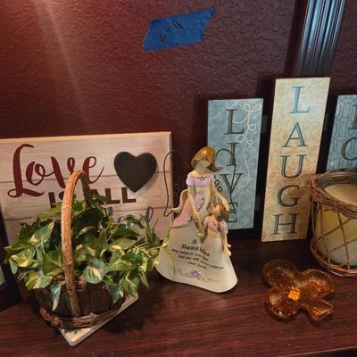 Sale Photo Thumbnail #31: Signs
Pictures
Misc

Shelves not included