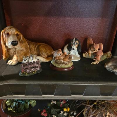 Sale Photo Thumbnail #35: Ceramic dogs
Faux plants
Clock 24”
Metal circle on the floor 19 1/2”


Shelves not inclued