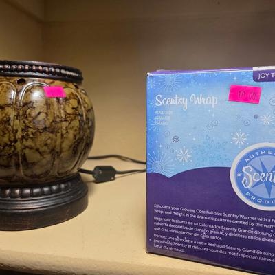 Sale Photo Thumbnail #54: Scentsy warmers
Candles
Decor