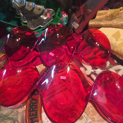 Sale Photo Thumbnail #98: Christmas decor
Dishes
Placemats
Serving pieces
3 poinsettia glass ornaments 

Table & shelves not included