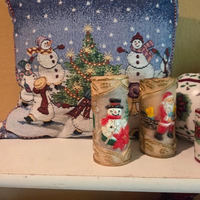 Sale Photo Thumbnail #101: Glass serving platters
3 poinsettia ornament
Candles
Misc floral