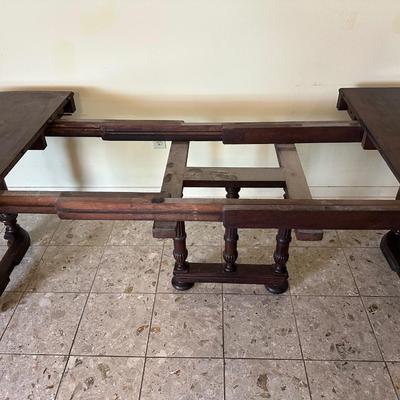 Antique Extendable Dining Table with Leaves