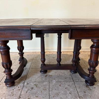 Antique Extendable Dining Table with Leaves