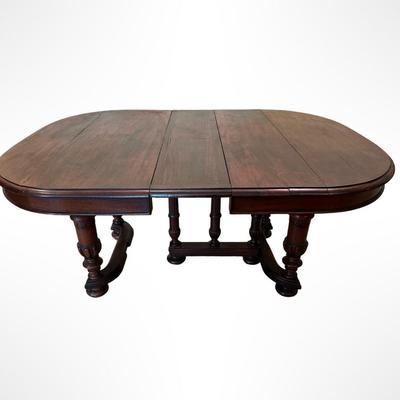 Antique Extendable Dining Table with Leaves