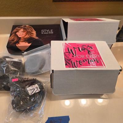 Sale Photo Thumbnail #189: Wigs for every woman
Jaclyn smith
Brand new, all different sizes