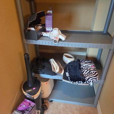 Sale Photo Thumbnail #206: Scale
2 humidifiers
Face scrubber
Hair dryer
Curling iron
Medical back & neck braces