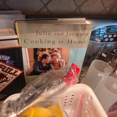 Sale Photo Thumbnail #374: Cookbooks 
Coffee cups 
Glasses