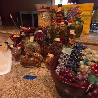 Sale Photo Thumbnail #389: Grape & spice decor
