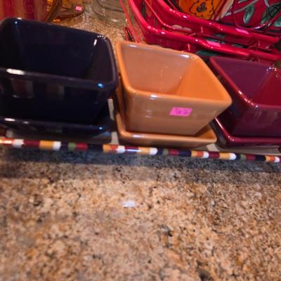 Sale Photo Thumbnail #400: Temptations red poppy casserole dishes
Clear glass casserole dishes
Jack & Jill vtg chilled & plate
Misc decor
