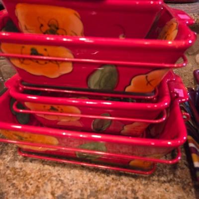 Sale Photo Thumbnail #399: Temptations red poppy casserole dishes
Clear glass casserole dishes
Jack & Jill vtg chilled & plate
Misc decor