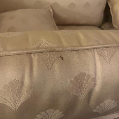 Ivory Colored Satin W/ Shell Motif Sofa (LR-MG)
