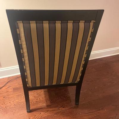 Ethan Allen Ebony Finish Chair with Gold Trim (LR-MG)