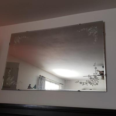 Large Beveled Mirror with Frosted Flowers (LR-KD)