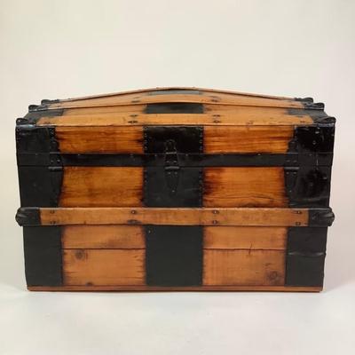 Sale Photo Thumbnail #465: Has brass key lock, front leather strap is torn 
Inside has been completely restored 
 Measures: 20.5" high x 32.5" wide x 19.75" deep
