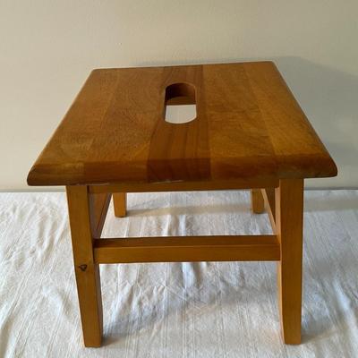 Oak Wooden Foot Stool (LR)