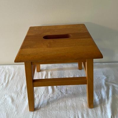 Oak Wooden Foot Stool (LR)