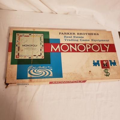 Vintage Monopoly, Checkers, Chinese Checkers and More (B3-KD)