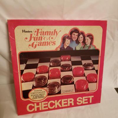 Vintage Monopoly, Checkers, Chinese Checkers and More (B3-KD)
