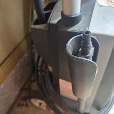 Sale Photo Thumbnail #432: Blue lean 383L power washer