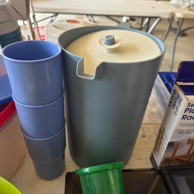 Sale Photo Thumbnail #436: Tupperware 
Cake ruffle
Large cupcake stand
Misc other plastic