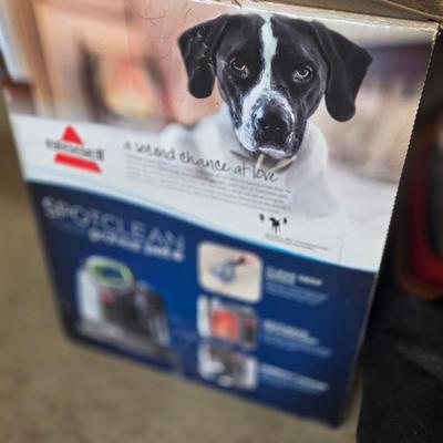 Sale Photo Thumbnail #473: Bissell pet / small spot cleaner
Vacuum 
Fans