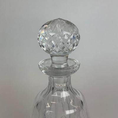 Sale Photo Thumbnail #503: This item is discontinued. Inside of the decanter is spotty, will require professional cleaning. Please refer to photos for condition. 
Measurements:
10.75” in height