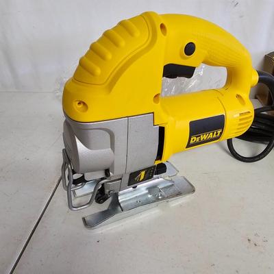 DeWalt Compact Jigsaw Kit (SB-JS)