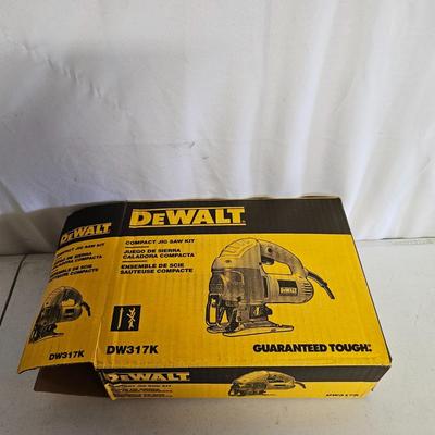DeWalt Compact Jigsaw Kit (SB-JS)